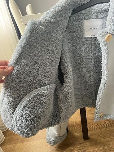 Bershka Peluş ceket