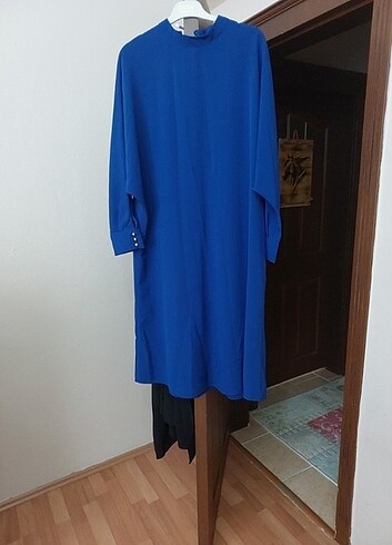 Saks mavisi tunik