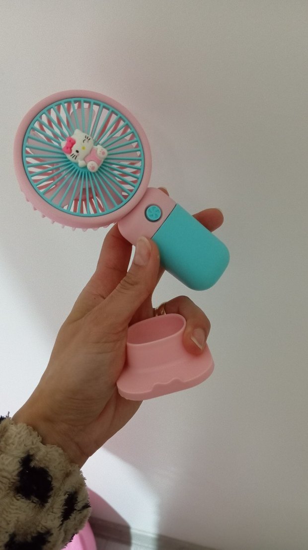 Hello Kitty El Vantilatörü - Görsel 4