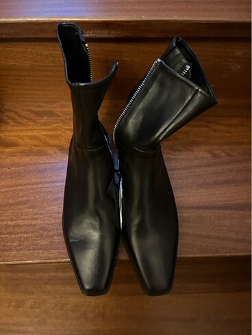 Zara bot