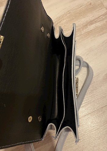 Gri Zincir Detaylı Deri Kadın Çanta - Görsel 3