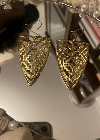 Altın Küpe - Görsel 2