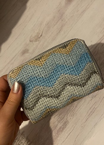 Gri Yılan Desenli Deri Fermuarlı Cüzdan - Görsel 2