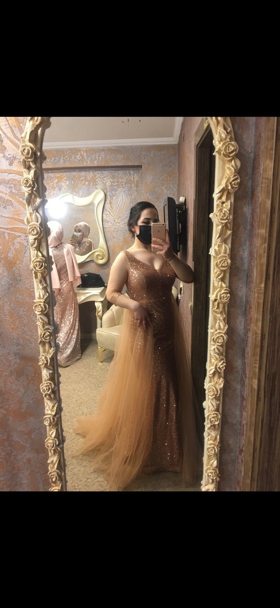 Parlak Altın Uzun Abiye Elbise - Görsel 2