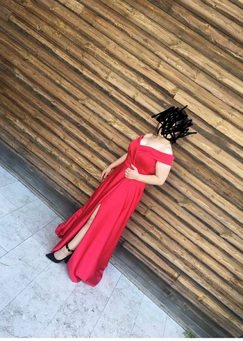 Saten Kırmızı Uzun Drapeli Abiye Elbise - Görsel 2