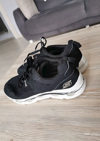 Siyah Bağcıklı Spor Kadın Sneaker