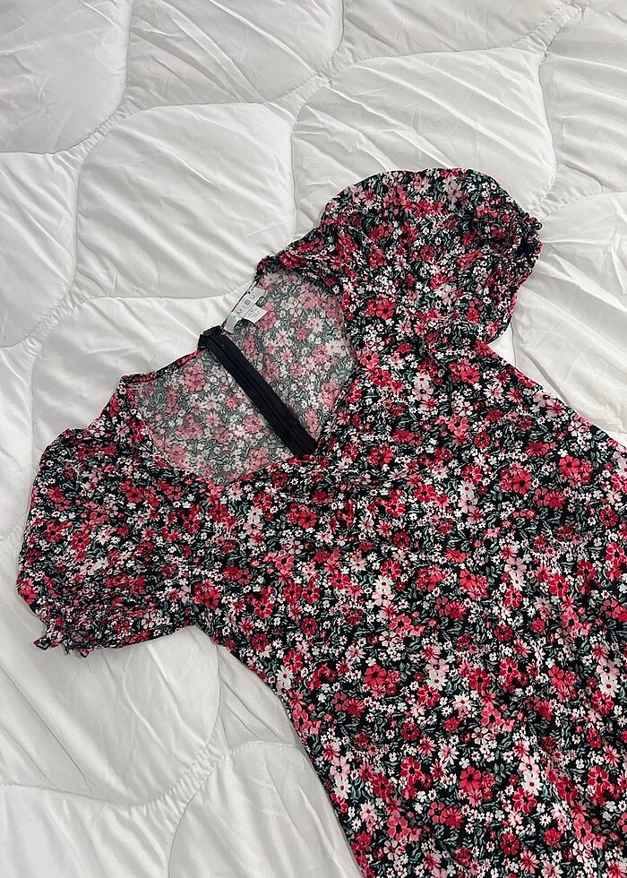 Çiçekli yazlık elbise - Görsel 2