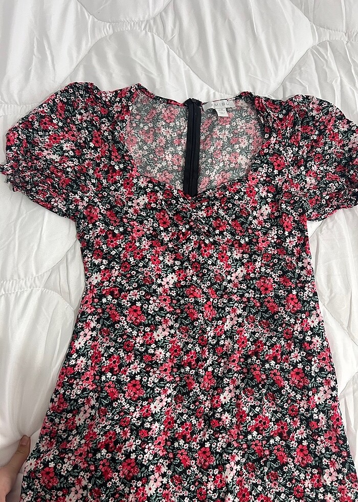 Çiçekli yazlık elbise - Görsel 4