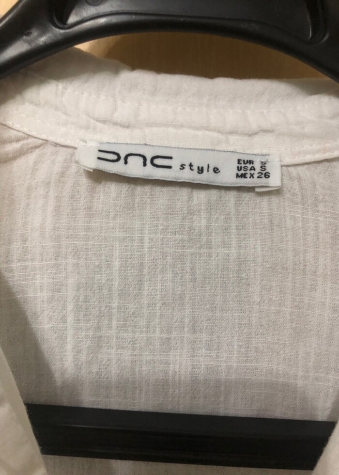 Beyaz gömlek - Görsel 3