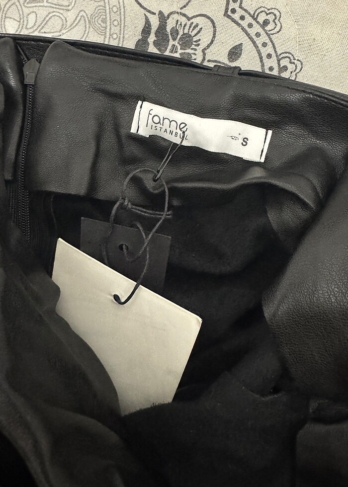 Fame İstanbul deri etek etiketli - Görsel 5