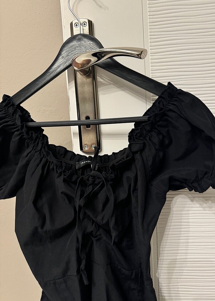 Siyah elbise - Görsel 3