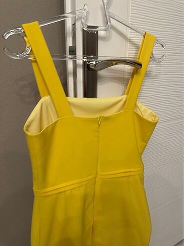 Sarı askılı elbise - Görsel 4