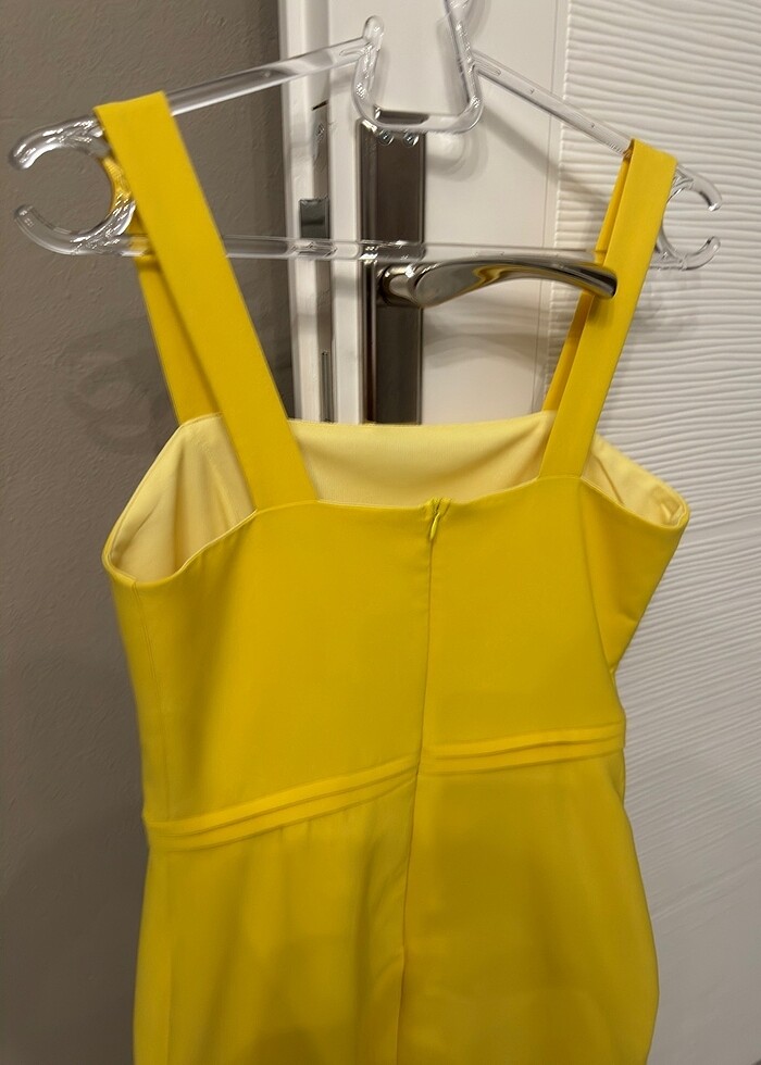 Sarı askılı elbise - Görsel 4