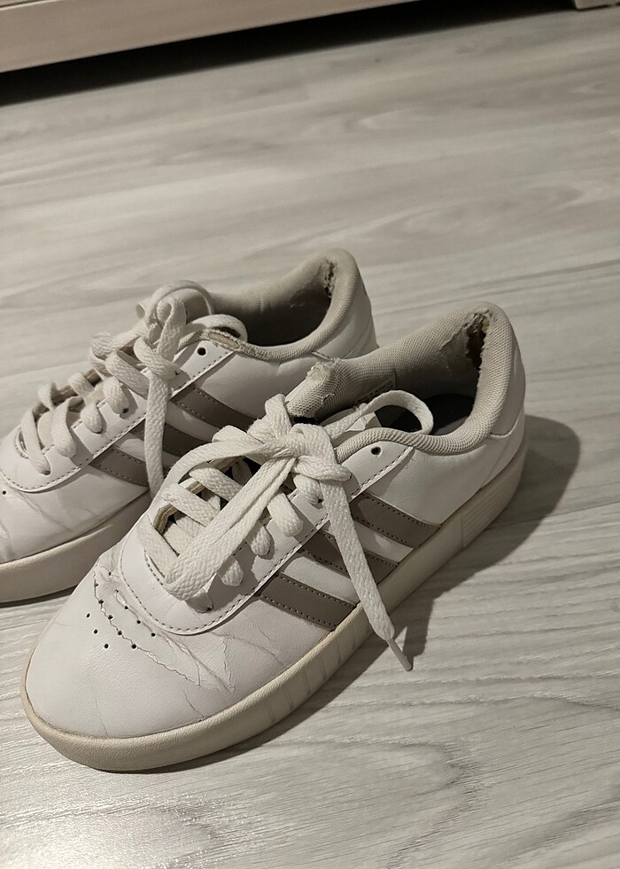 Adidas spor ayakkabı - Görsel 2