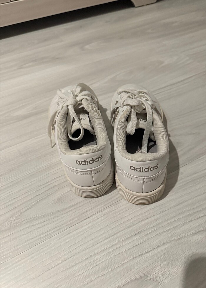 Adidas spor ayakkabı - Görsel 3