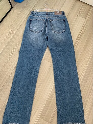 38 Beden Pull and bear straight jean