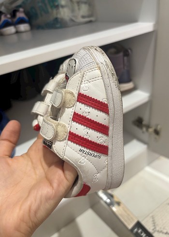 21 Beden Adidas bebek ayakkabısı