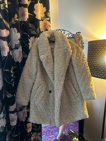 Zara mont