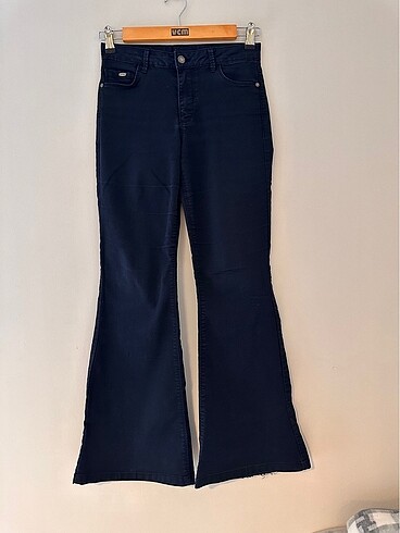 LC Waikiki LCW İspanyol paça pantolon