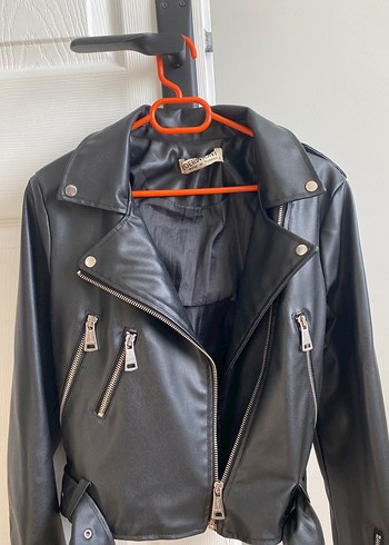 Bershka Siyah Parlak Deri Biker Ceket