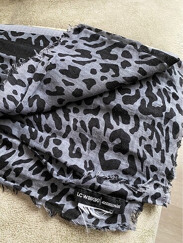 LC Waikiki Leopar şal
