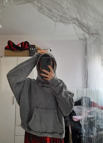 m Beden Sweat