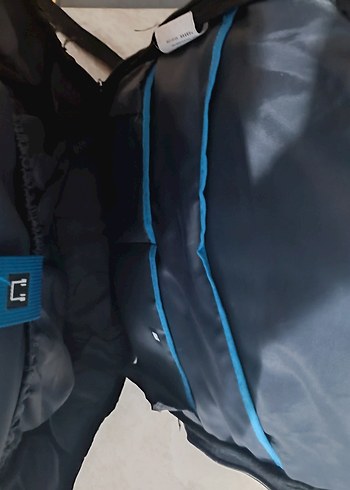 Lenovo Legion Armored II 17" Oyuncu Laptop Sırt Çantası - Görsel 4