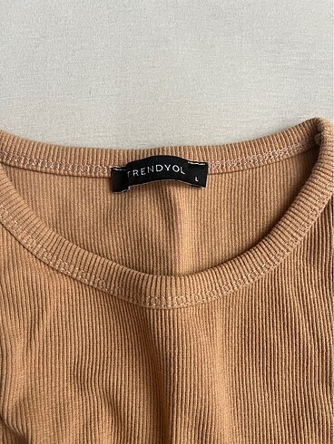 l Beden Trendyol Kolsuz açık kahve crop