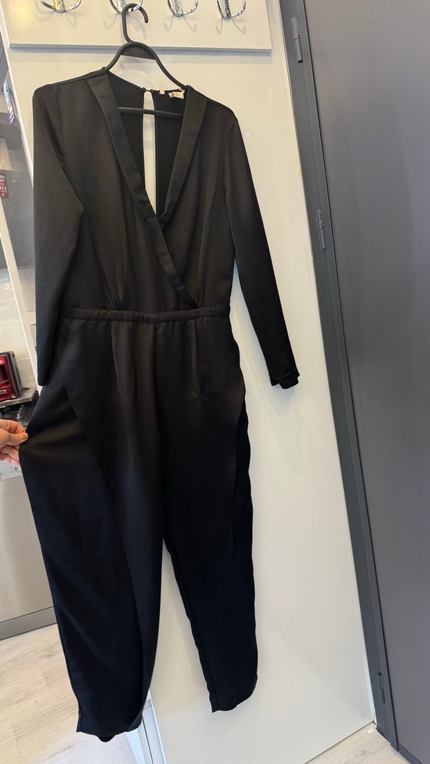 Kadın Siyah Uzun Kollu Kuşaklı Tulum - Görsel 2