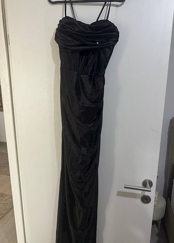 Siyah Uzun Kollu Drapeli Uzun Elbise - Görsel 4