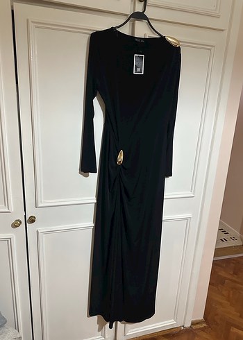 Siyah Uzun Kollu Drapeli Uzun Elbise - Görsel 3