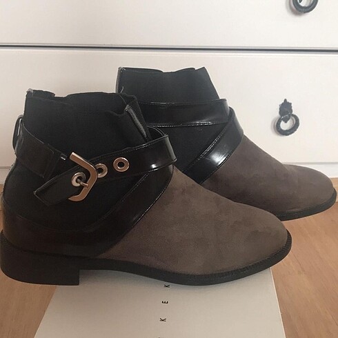 36 Beden haki Renk Zara bot