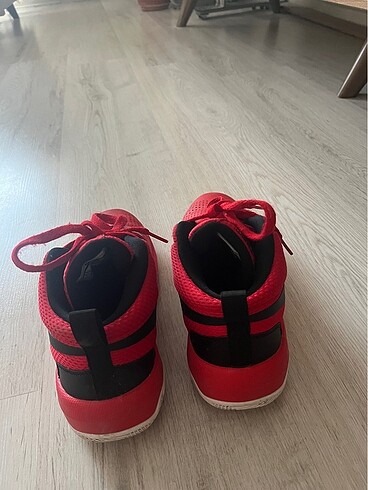 38 Beden kırmızı Renk Nike ayakkabı
