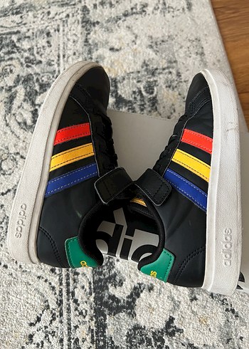 31 Beden Adidas Erkek Çocuk Çok Renkli Adidas Spor Ayakkabı