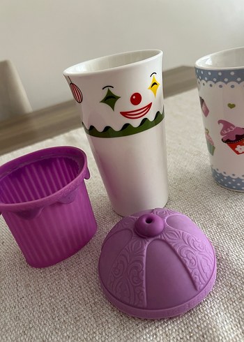 Renkli Mor Kapaklı Bardak ve Desenli Kupa - Görsel 5