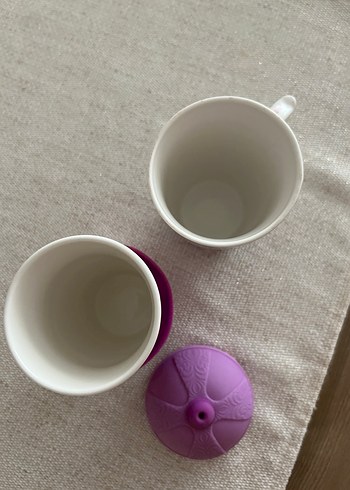 Renkli Mor Kapaklı Bardak ve Desenli Kupa - Görsel 3