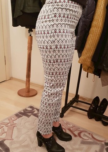 Desenli Likralı Pantolon - Görsel 2