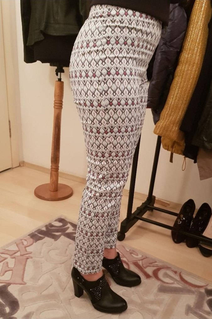 Desenli Likralı Pantolon - Görsel 2