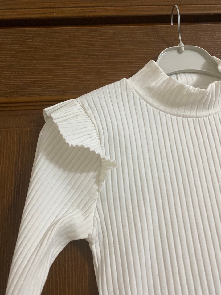 Beyaz Yarım Balıkçı Yaka  Kadın bluz - Görsel 2