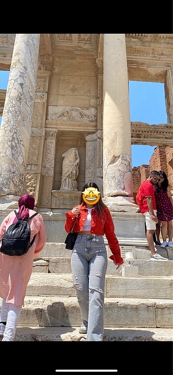 m Beden Sadece 3 defa giydim. Crop ceket