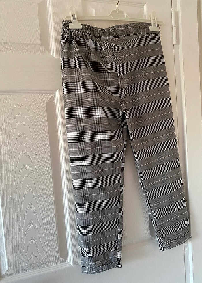 Karali pantolon - Görsel 4