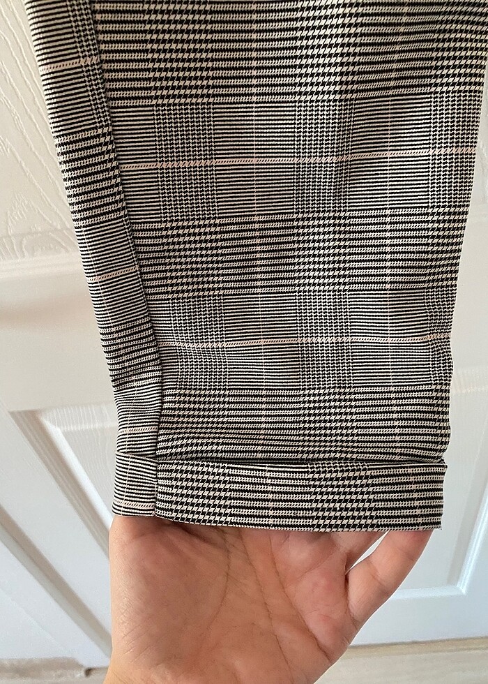 Karali pantolon - Görsel 3