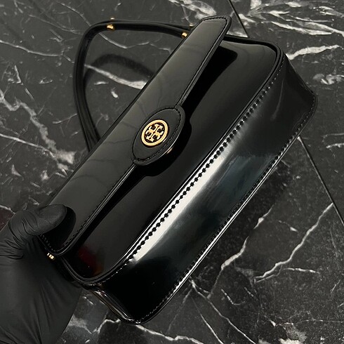  Beden siyah Renk Tory Burch Robinson Shoulder Bag