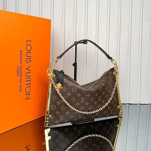 Louis Vuitton Louis Vuitton Lucky Trunk Bag