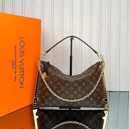 Beden kahverengi Renk Louis Vuitton Lucky Trunk Bag