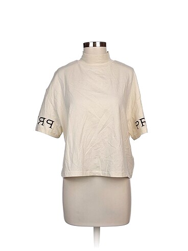 H&M T-shirt %70 İndirimli.