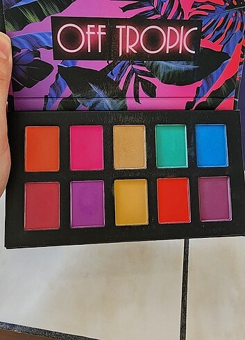 NYX Far Paleti
