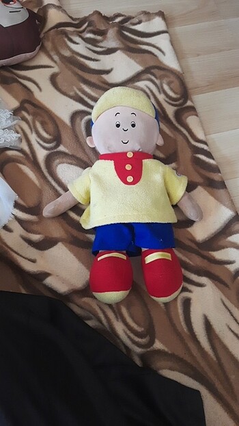 caillou bebek oyuncak