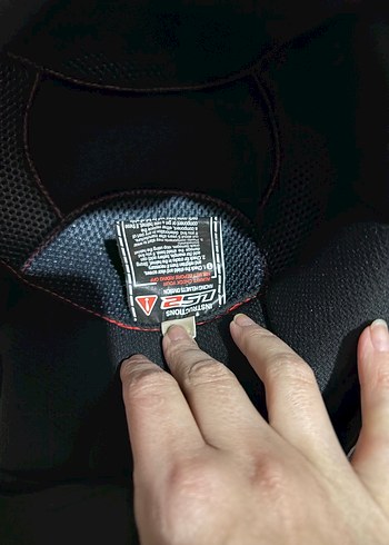 Kilitli Siyah Biker Motosiklet Kaskı - Görsel 7