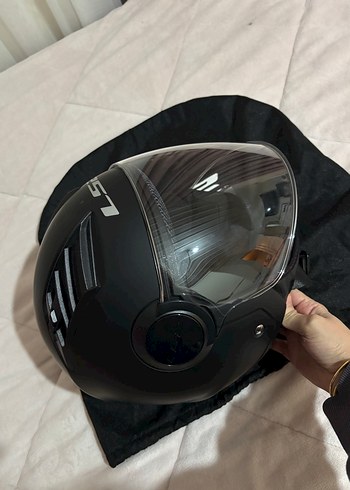 Kilitli Siyah Biker Motosiklet Kaskı - Görsel 2